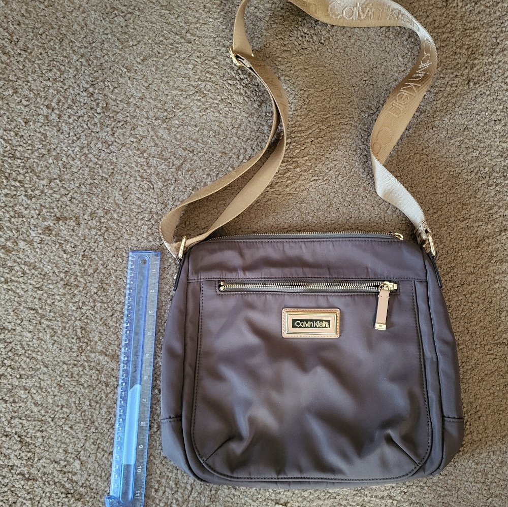 Calvin Klein crossbody